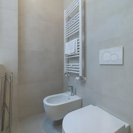 Apartamento 5' From Station, Elegance And Class Milão