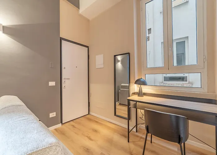 5' From Station, Elegance And Class Apartmán *