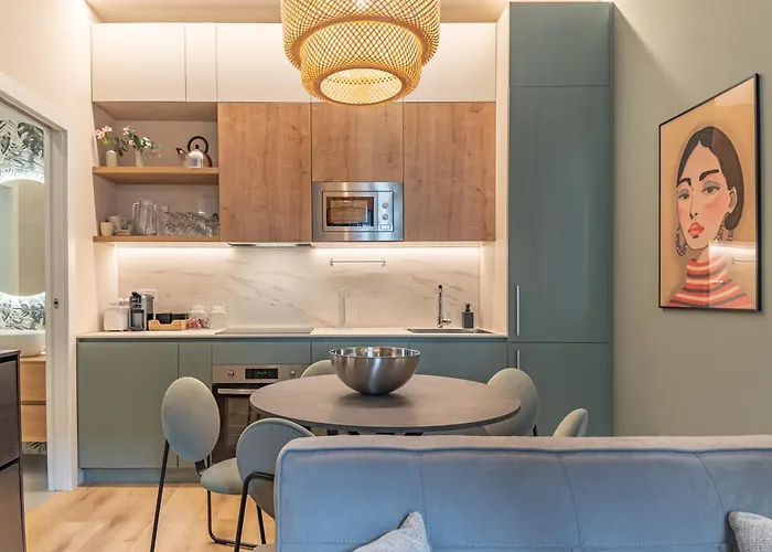 Apartmán 5' From Station, Elegance And Class *